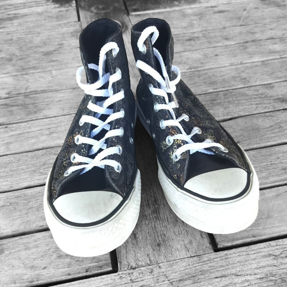 Chuck Taylor All Star Little Girls Butterfly Print Sneakers